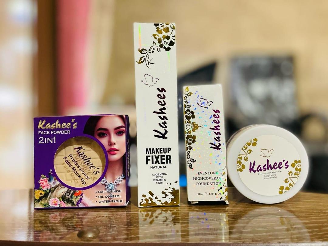 Kashee's 4 in 1 Makeup Deal