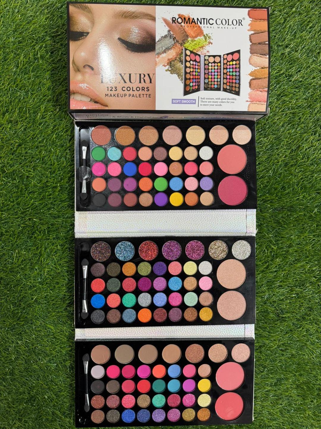 Eyeshades Multicolor Matte and Glitter Palette Imported